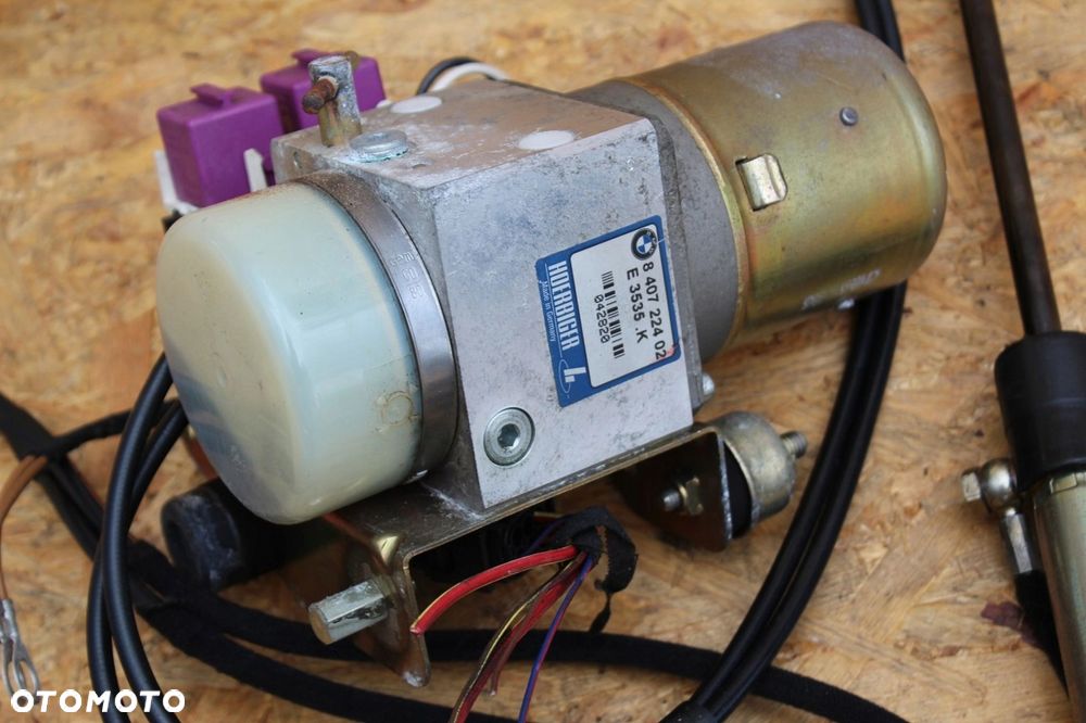 Pompa dachu siłownik BMW z3 roadster cabrio 8407224 - 2