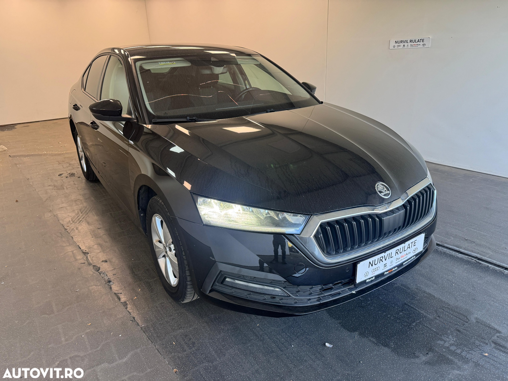 Skoda Octavia 2.0 TDI DSG Ambition - 10