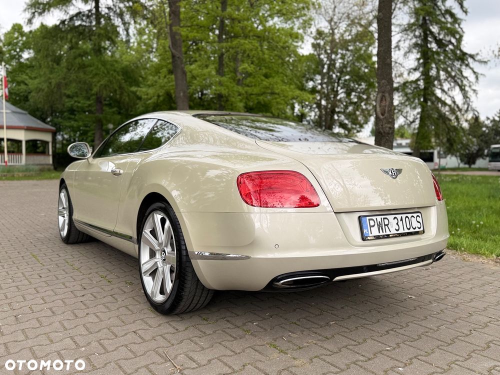 Bentley Continental GT W12 - 11