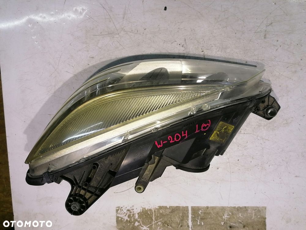 MERCEDES C-KLASA W204 07r LAMPA SOCZEWKA LEWY PRZÓD A2048200161 EUROPA - 3