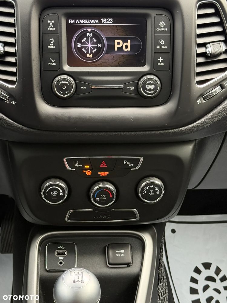 Jeep Compass 1.4 TMair Longitude FWD S&S - 10