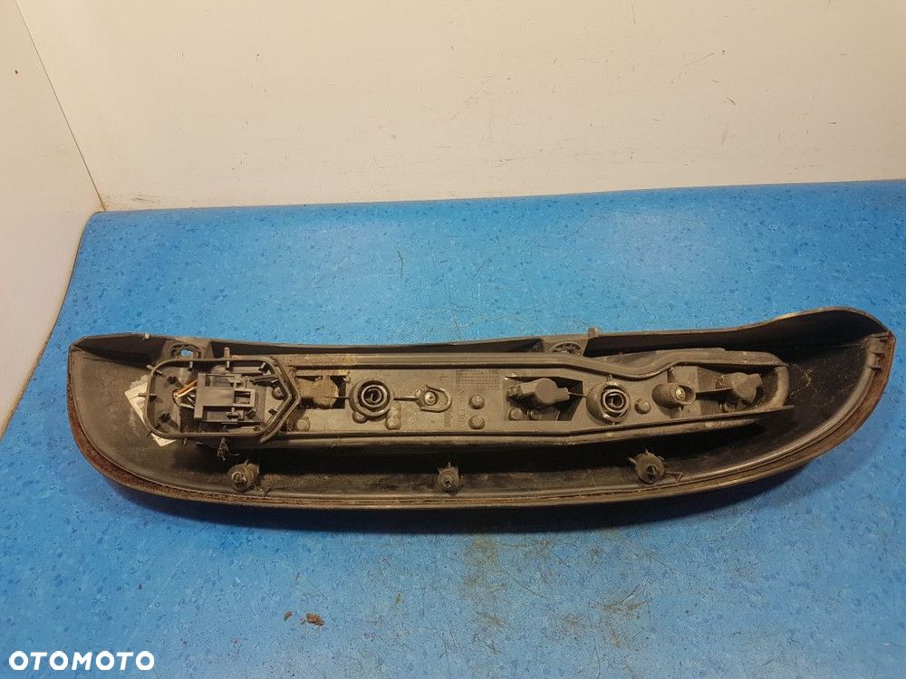 OPEL CORSA C LAMPA TYŁ LEWA ZEWNĘTRZNA - 13