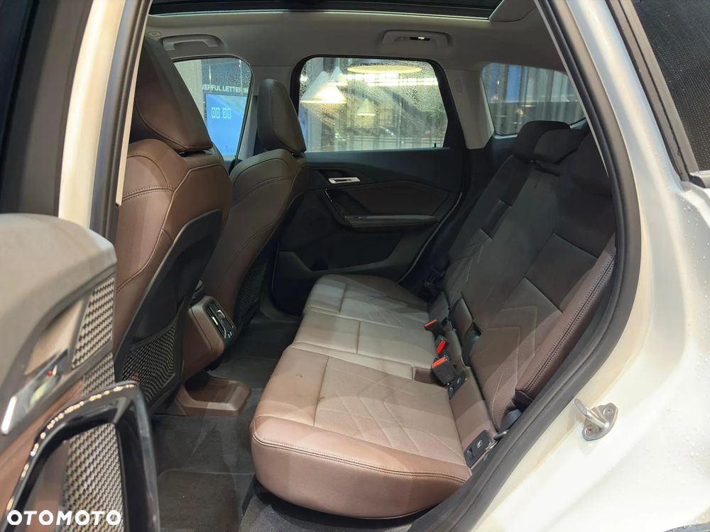 BMW X1 xDrive23i mHEV xLine - 20