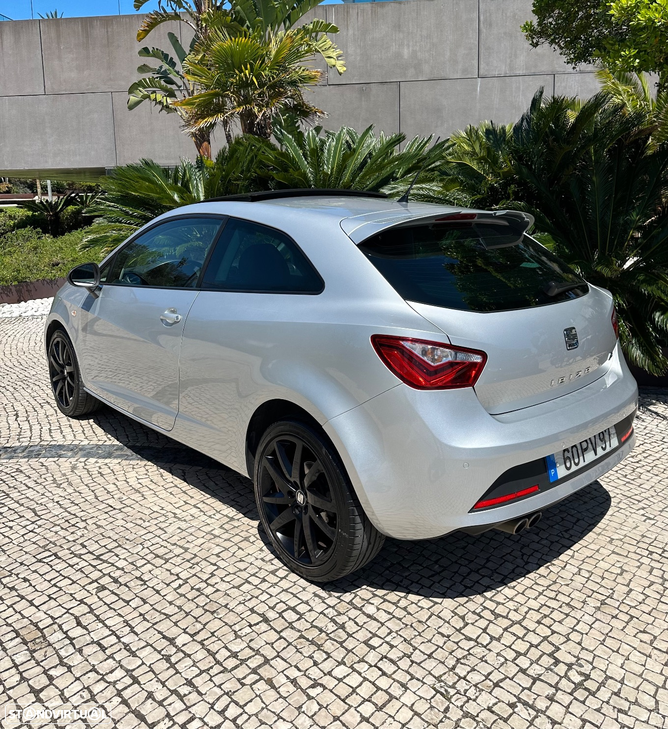 SEAT Ibiza SC 1.6 TDi FR - 8