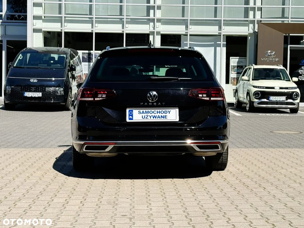 Volkswagen Passat 2.0 TSI Elegance DSG - 24