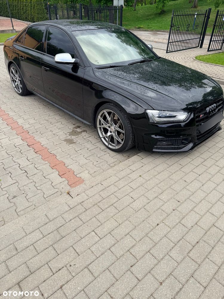 Audi S4 Limousine - 15