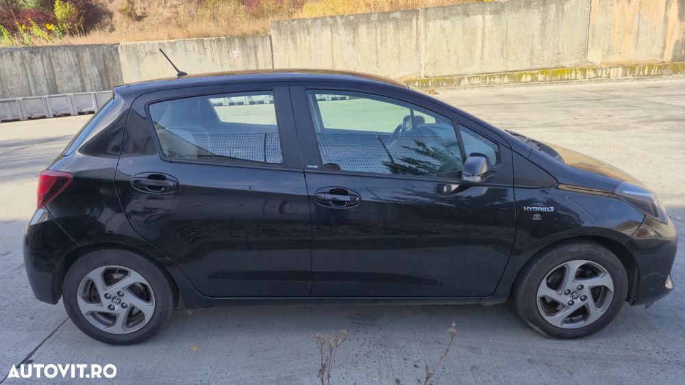 Toyota Yaris - 2