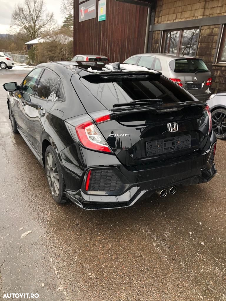 Honda Civic 1.5 i-VTEC Turbo CVT Sport - 13