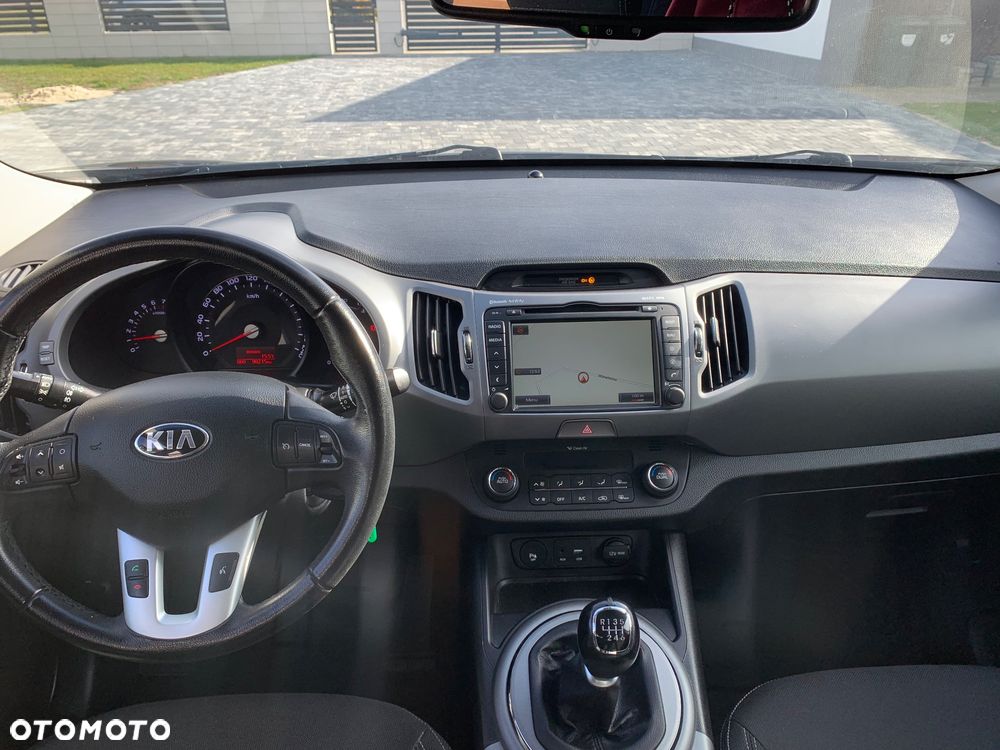 Kia Sportage - 16