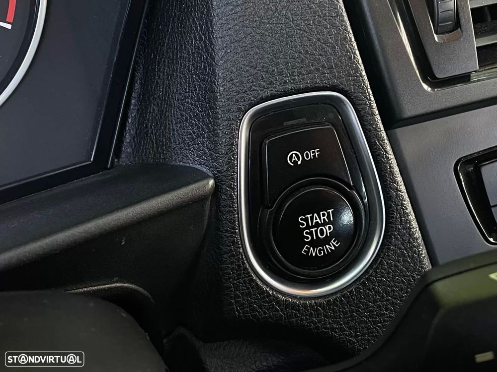 BMW 116 d EDynamics Line Urban - 13