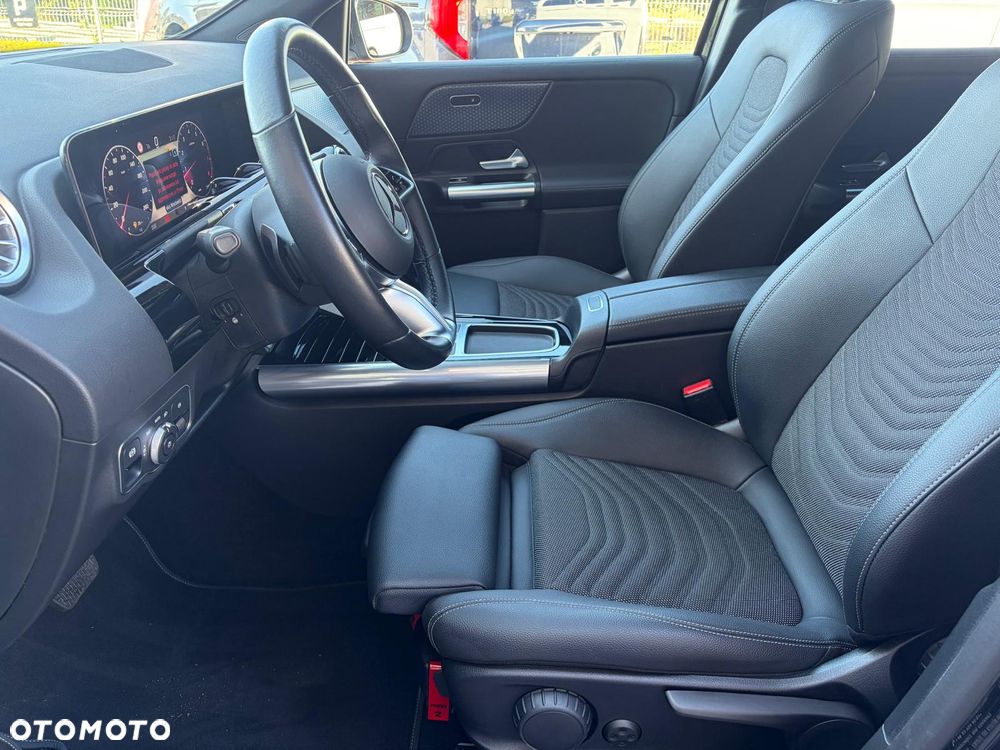 Mercedes-Benz GLA 220 mHEV 4-Matic Progressive 8G-DCT - 13
