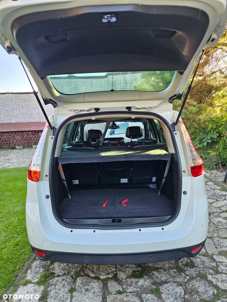 Renault Grand Scenic Energy TCe 130 S&S Bose Edition - 11