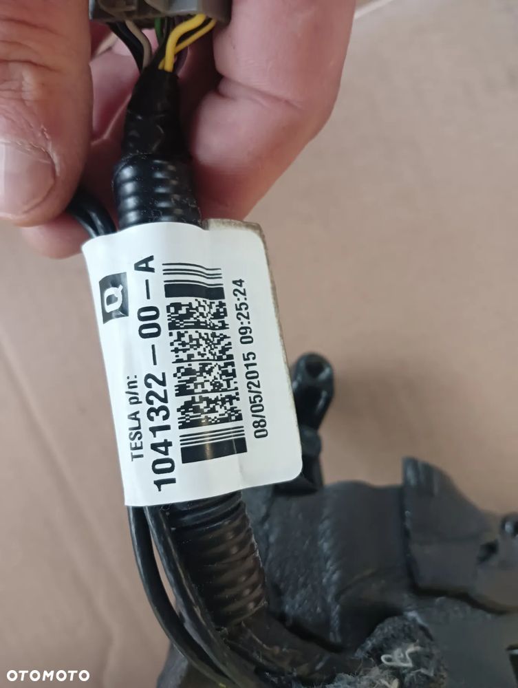 Tesla S LUSTERKO prawe 1041322-00-A - 3