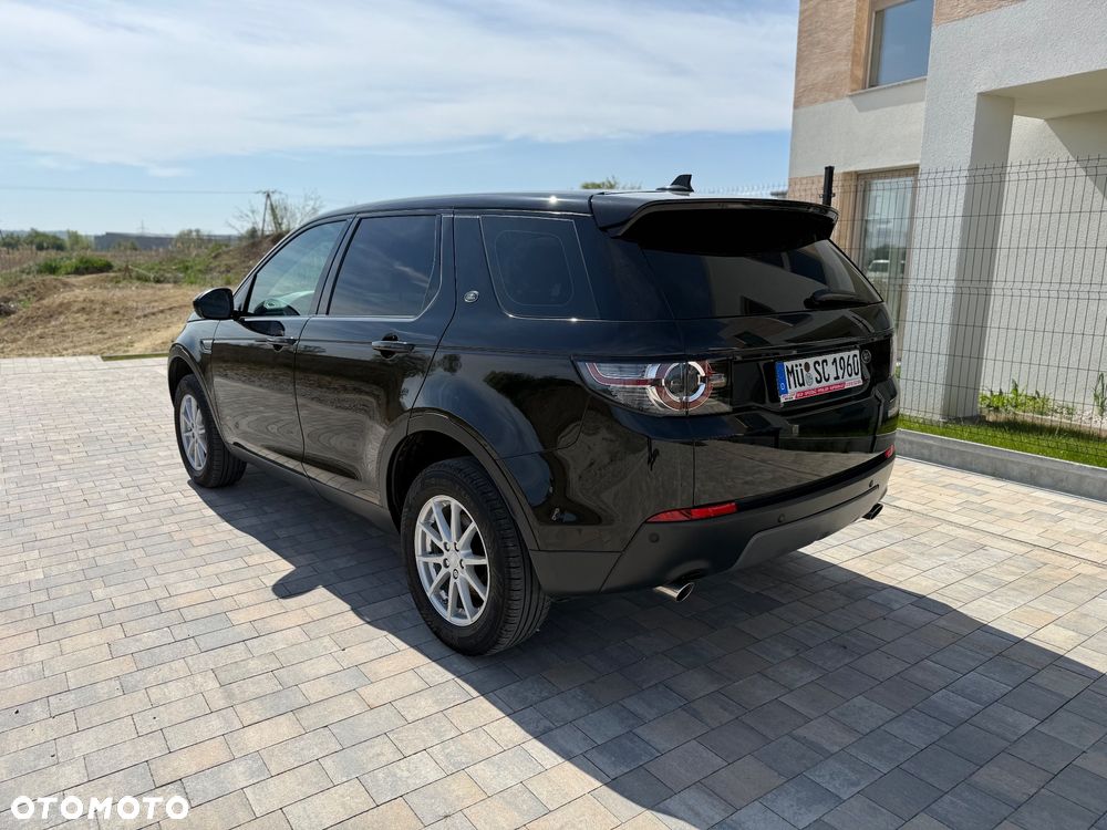 Land Rover Discovery Sport D150 FWD - 8