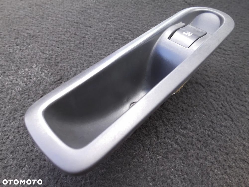 RENAULT SCENIC II PANEL STEROWANIA PRZEŁĄCZNIK SZYB TYLNY TYŁ 21980 156013870 POSIADAM 2SZT - 5