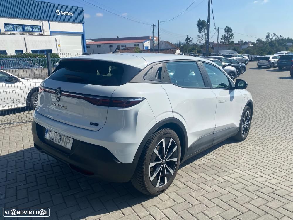 Renault Mégane E-Tech EV60 Techno — fotografia 4