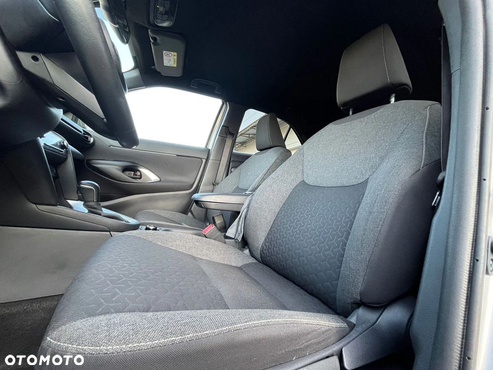 Toyota Yaris Cross - 25