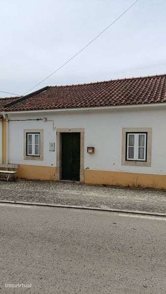 Moradia T3,  a 40 minutos de Lisboa - Grande imagem: 2/9