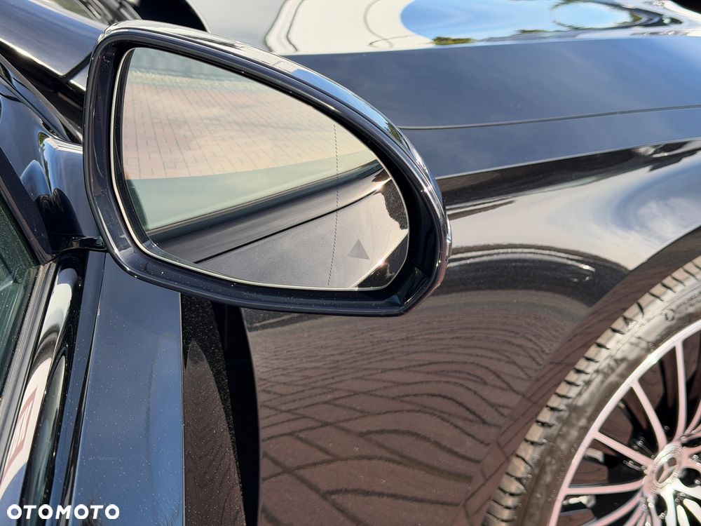 Mercedes-Benz Klasa E 220 d mHEV 4-Matic AMG 9G-Tronic - 30