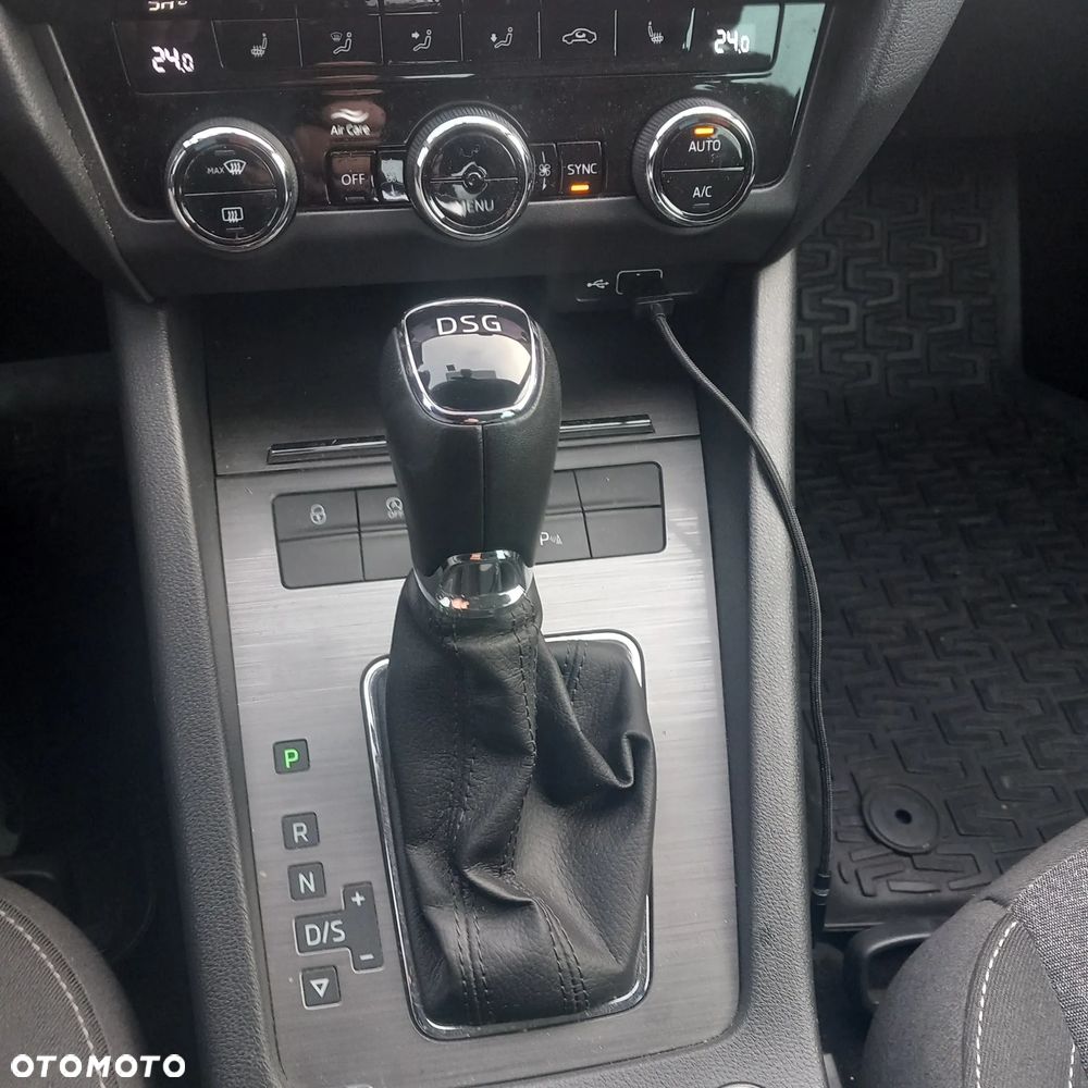 Skoda Octavia 1.6 TDI DSG Soleil - 12