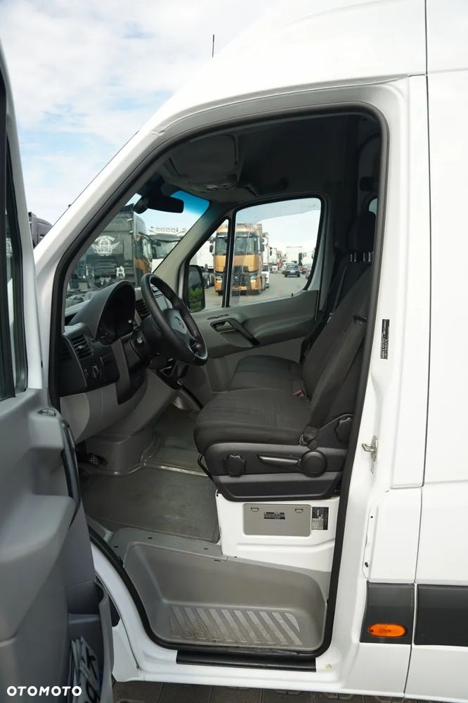 Mercedes-Benz SPRINTER 310 CDI / BRYGADÓWKA  7 MIEJSC / MANUAL / BLASZAK / FURGON - 20