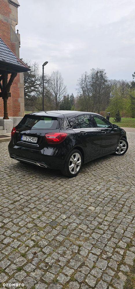Mercedes-Benz Klasa A 180 7G-DCT Urban - 7