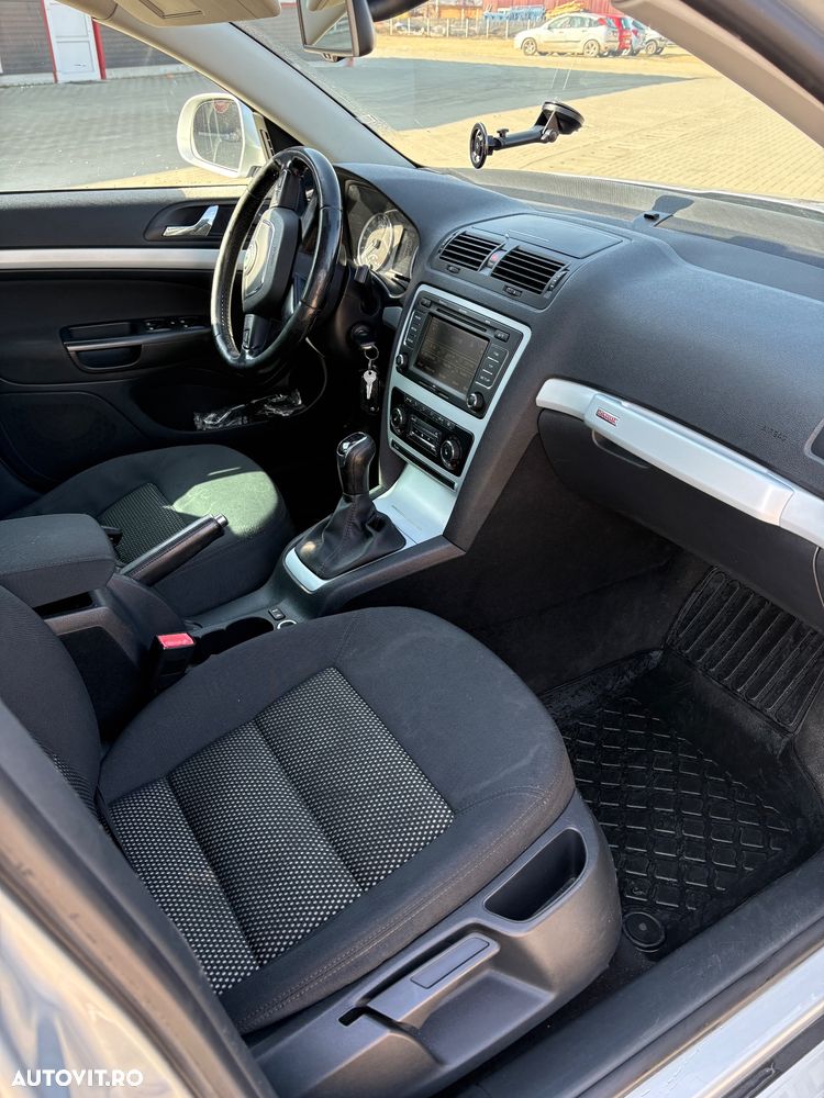 Skoda Octavia 2.0 TDI Business - 9