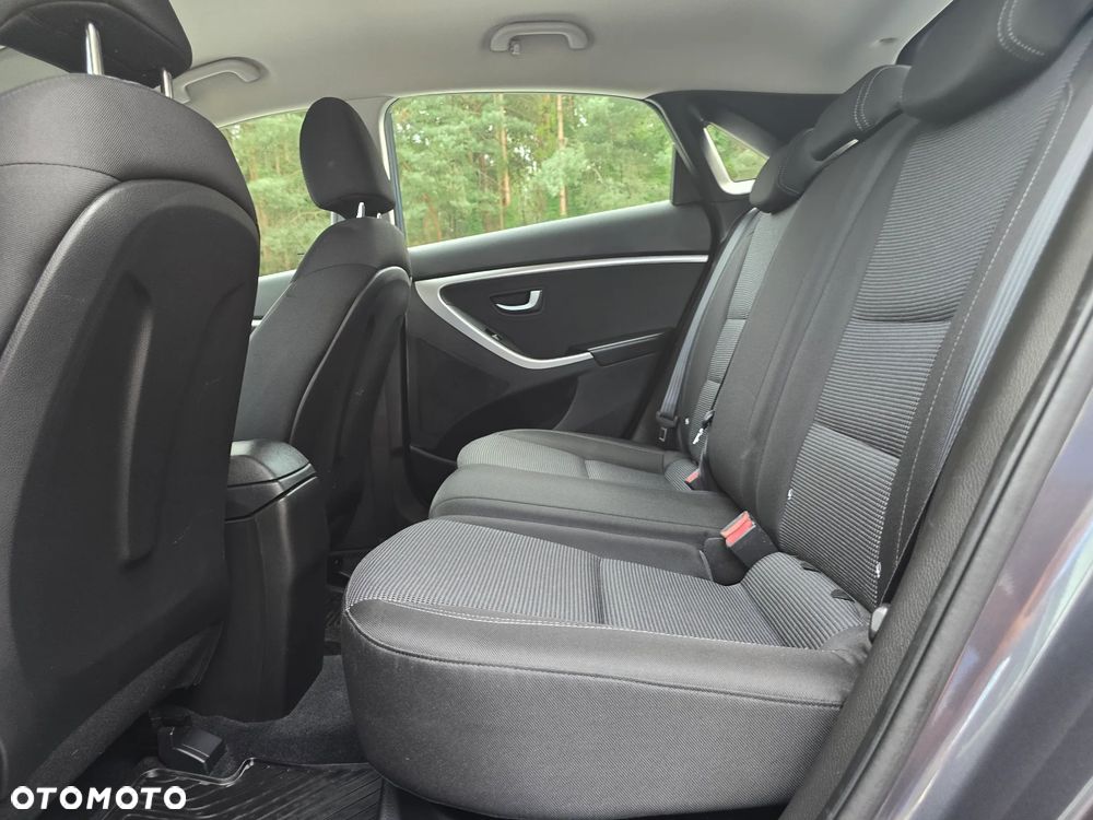 Hyundai i30 1.4 GO Plus - 19