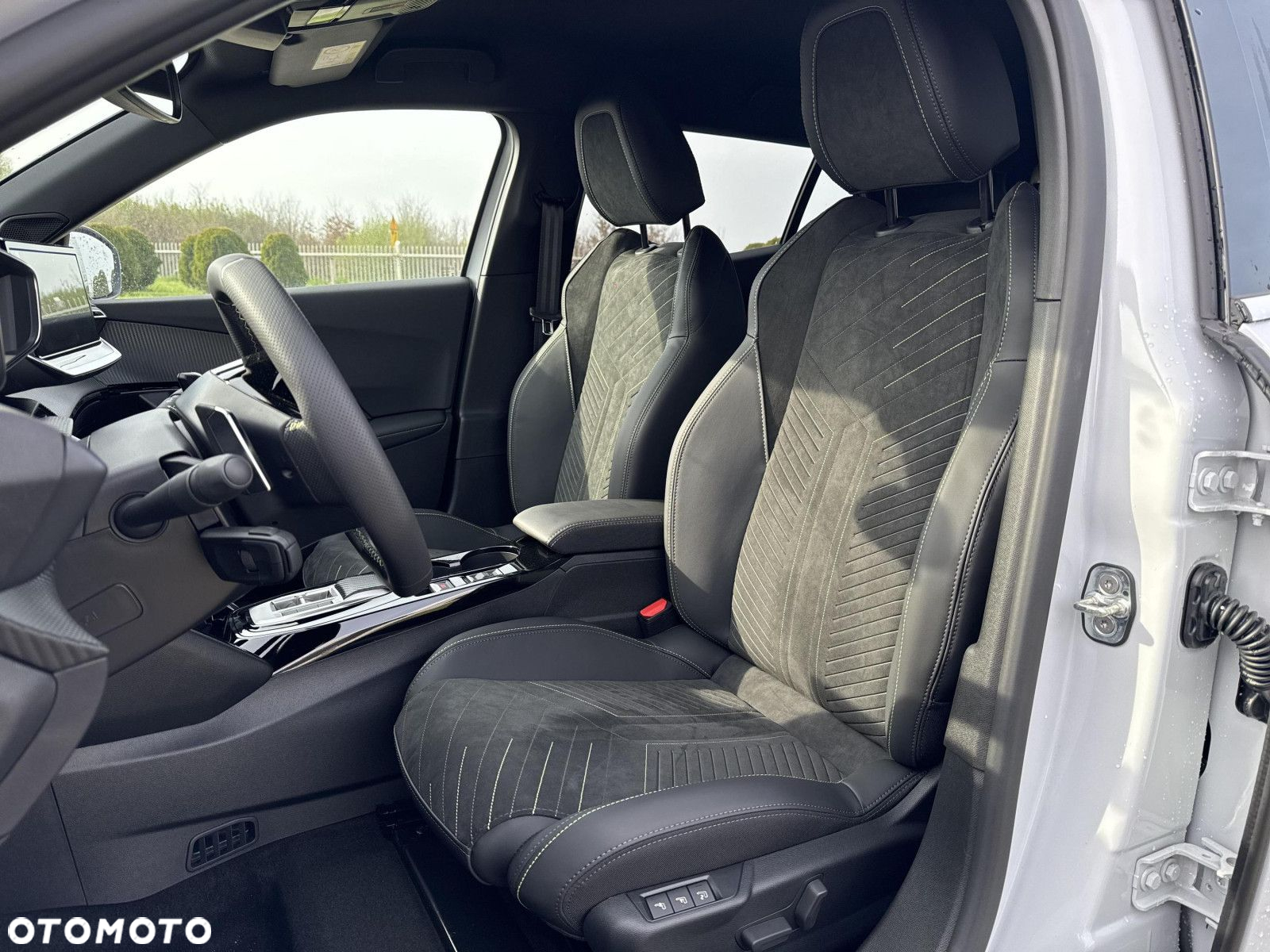Peugeot 2008 - 21