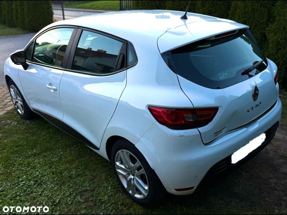 Renault Clio - 13