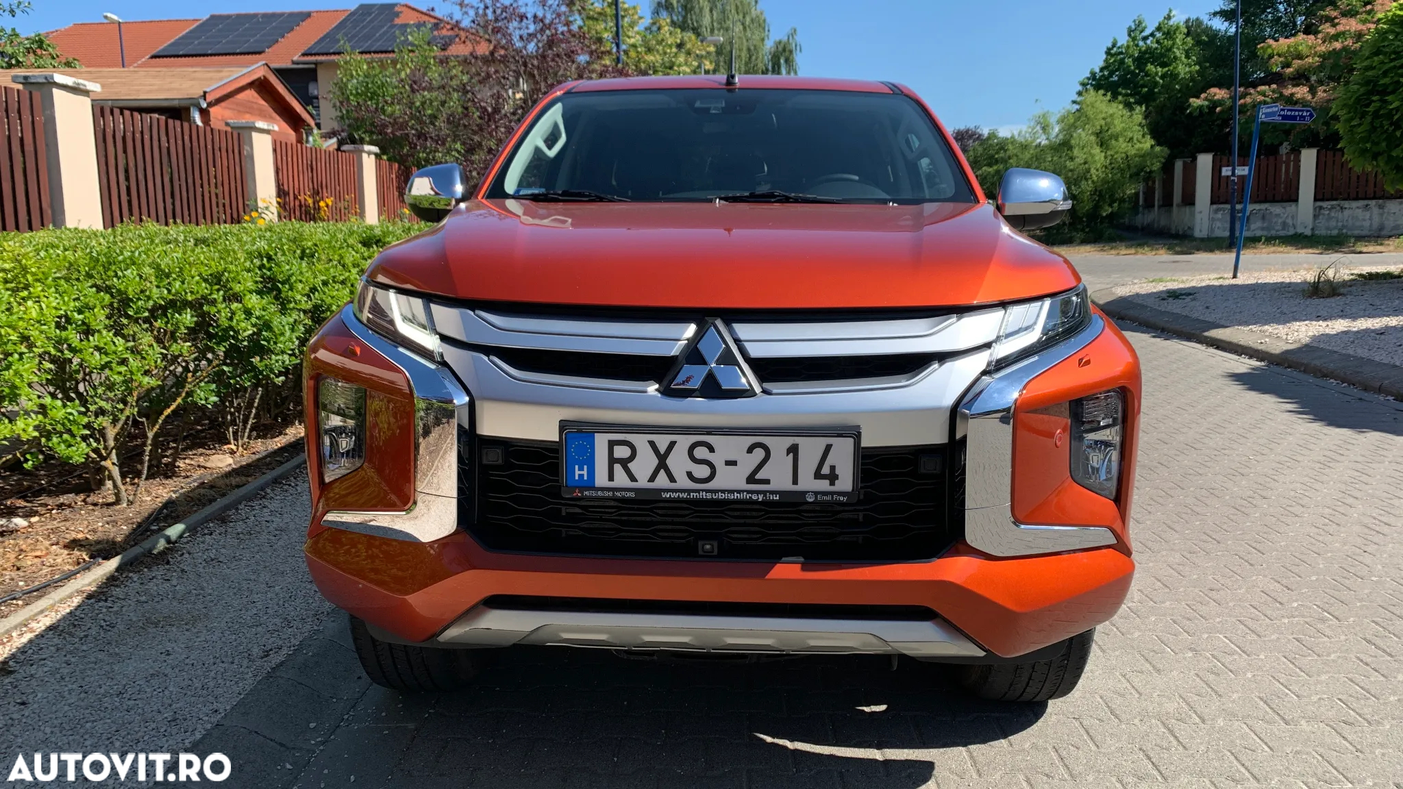Mitsubishi L200 Double Cab 2.2 DI-D A/T Instyle - 3