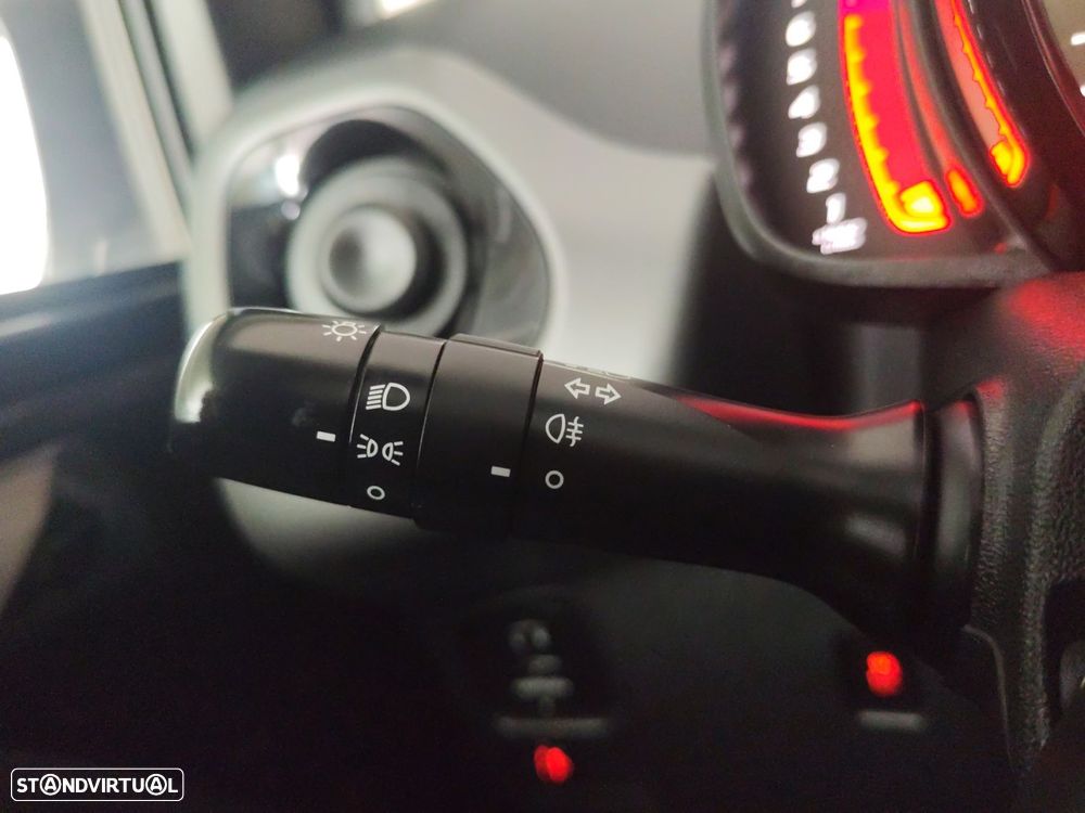 Toyota Aygo 1.0 X-Play+X-Touch - 9
