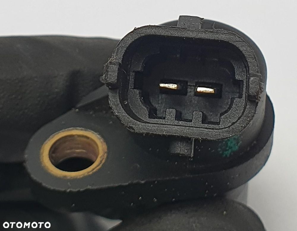 CZUJNIK POŁOŻENIA WAŁU KORBOWEGO OPEL TIGRA B 1.4 16V - 2