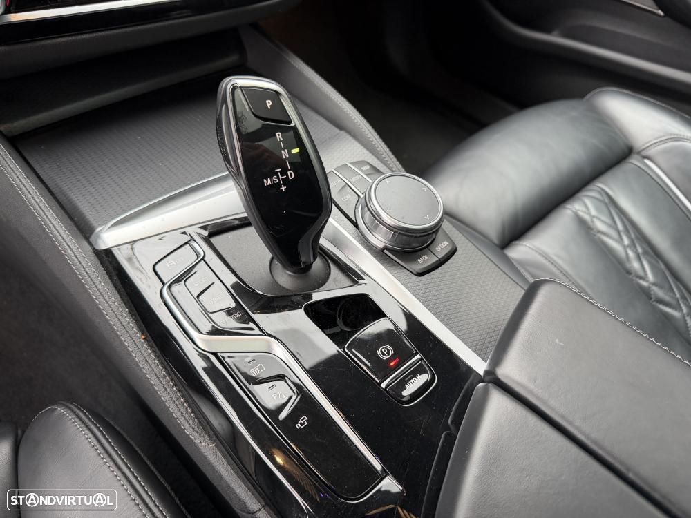 BMW 530 e xDrive Touring Aut. - 25