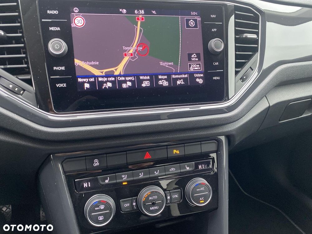 Volkswagen T-Roc - 23