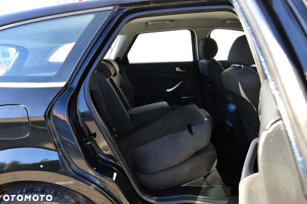 Ford Mondeo 2.0 Platinium X - 13
