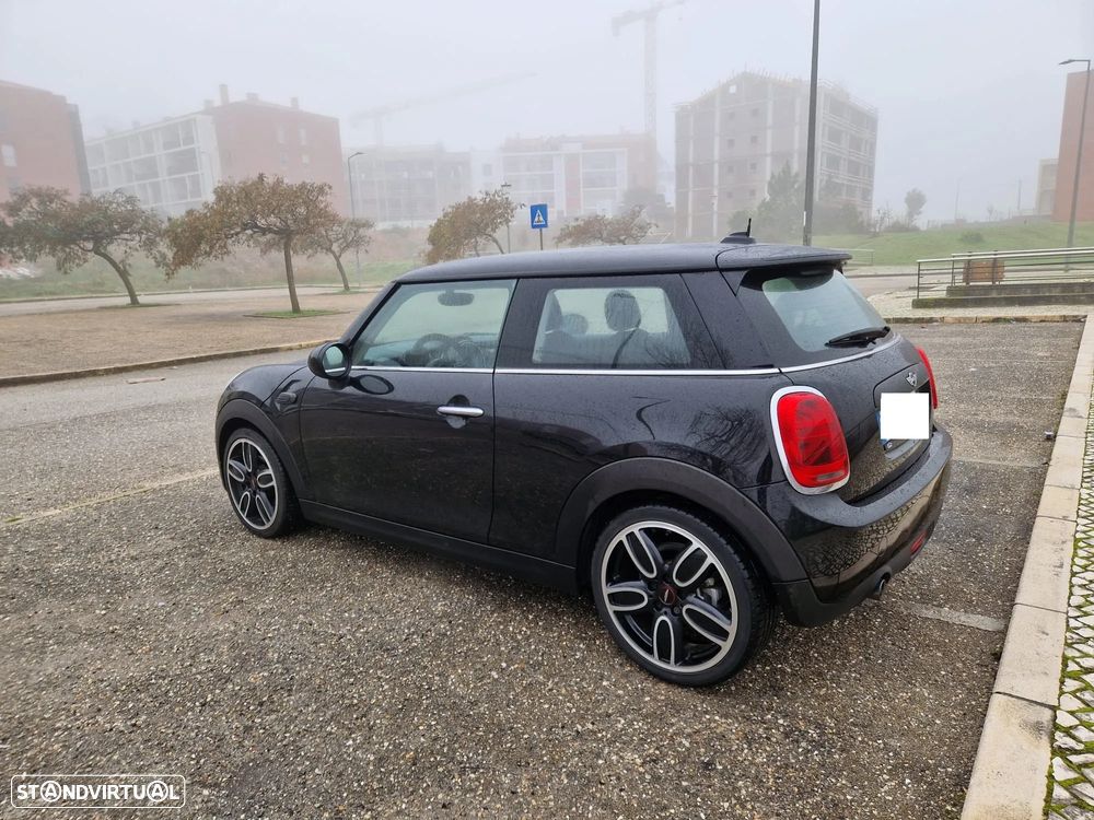 MINI 3 Portas One D - 19