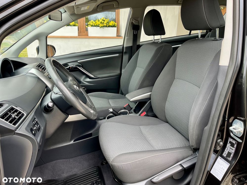 Toyota Verso 1.8 7-Sitzer Executive - 10