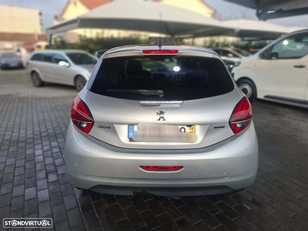Peugeot 208 1.6 BlueHDi Style - 17