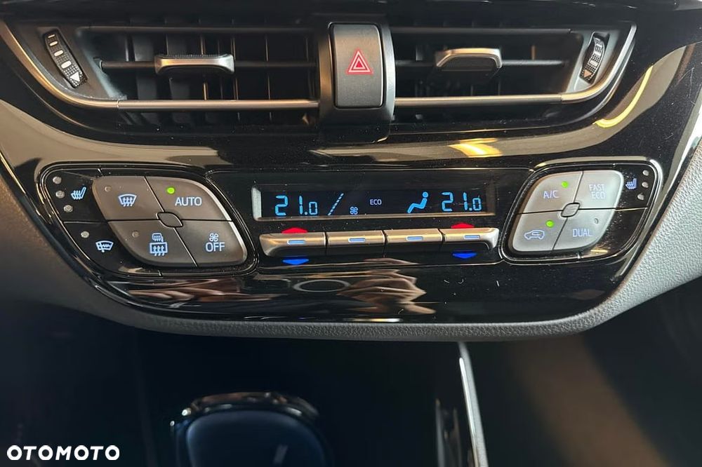Toyota C-HR - 13