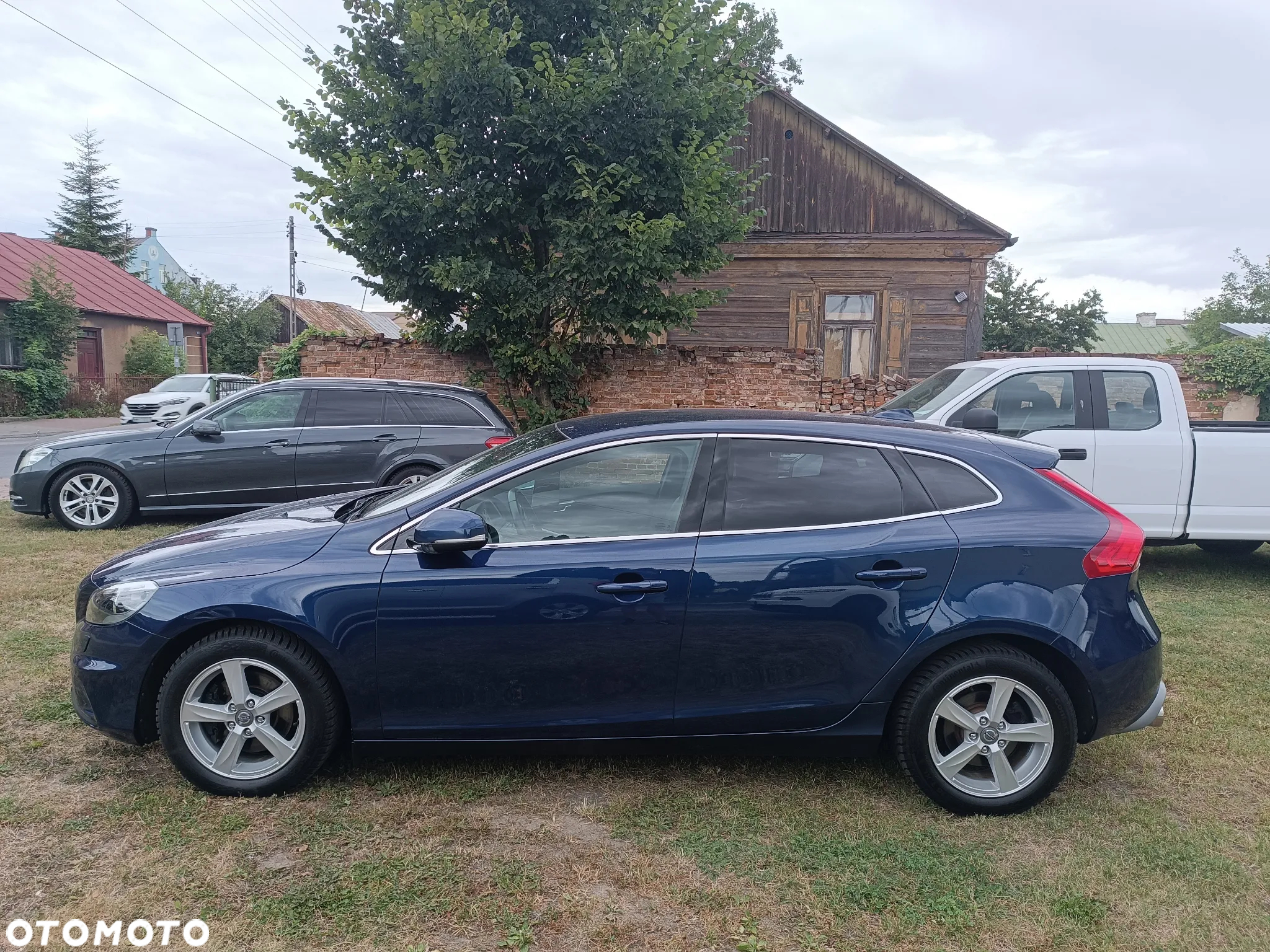 Volvo V40 T3 R-Design - 3