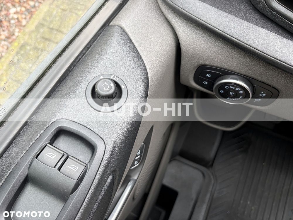 Ford Transit - 27