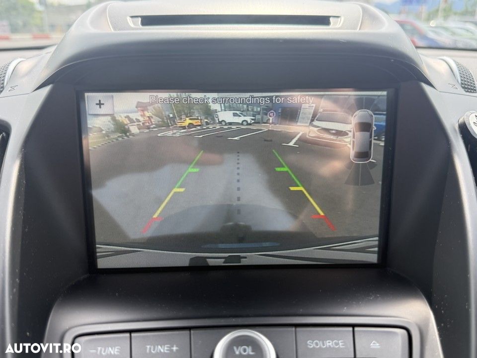 Ford Kuga 2.0 TDCi 4WD Powershift ST-Line - 26
