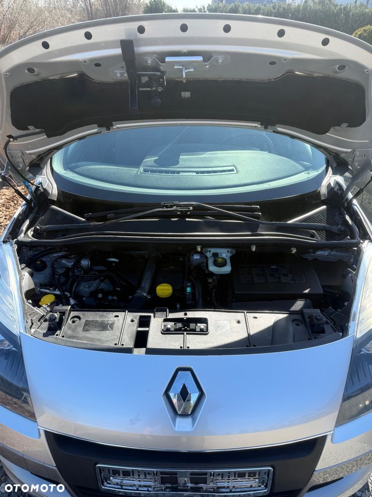 Renault Scenic dCi 110 EDC Paris - 25