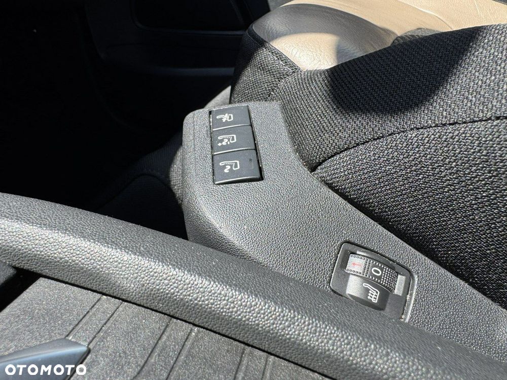 Citroën C4 Grand Picasso - 24
