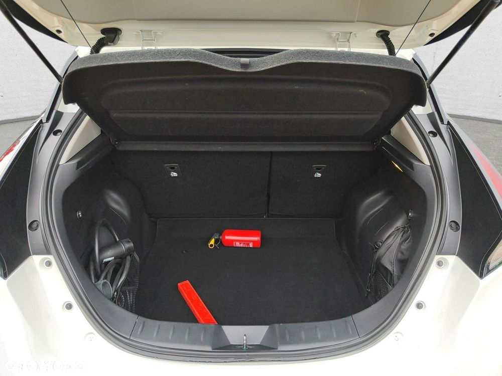 Nissan Leaf - 24