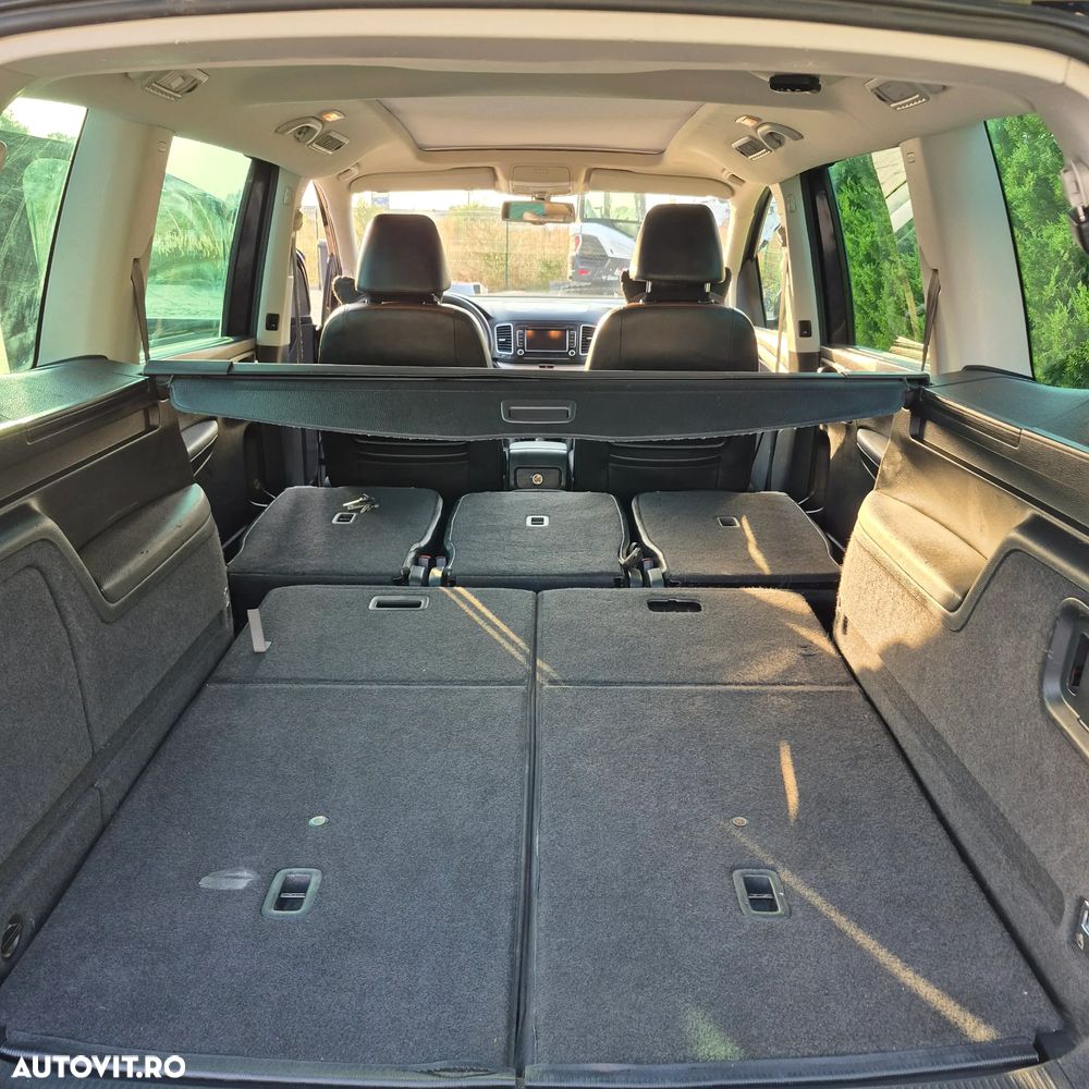 Volkswagen Sharan 2.0 TDI DSG BlueMotion Technology Highline - 6