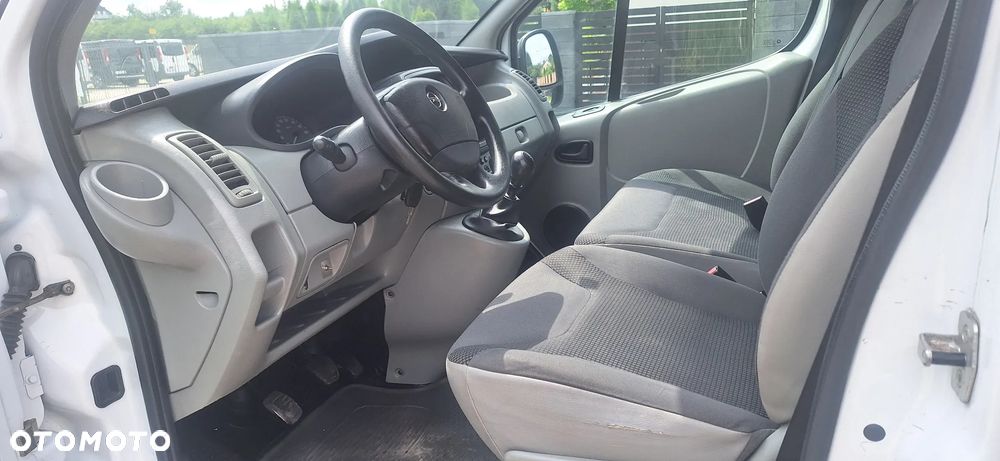 Opel Vivaro - 7