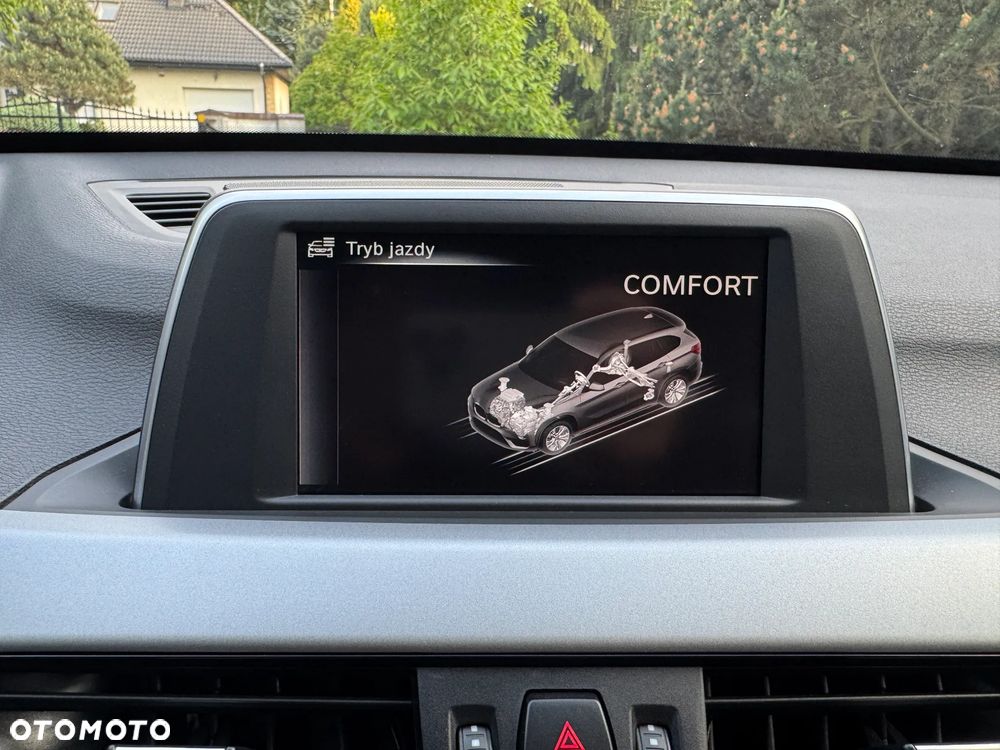 BMW X1 xDrive20d - 32