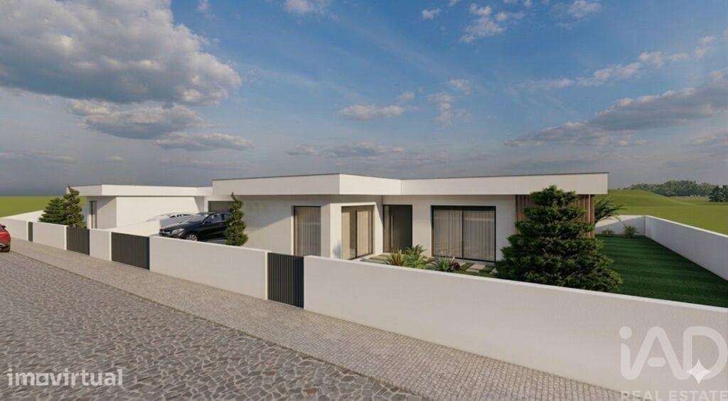 Casa / Villa T3 em Ferreiros, Prozelo E Besteiros de 208,00 m2 - Grande imagem: 2/8